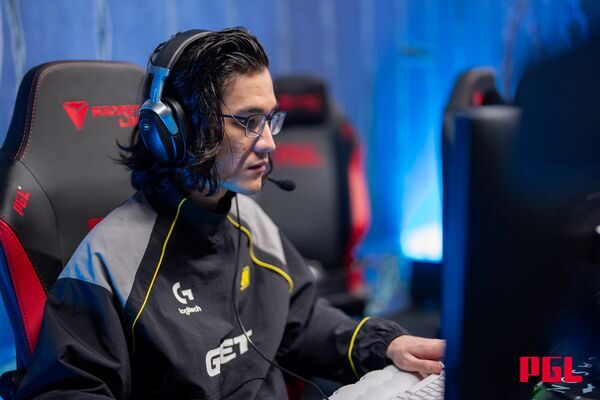 OG Dota2 legend returns